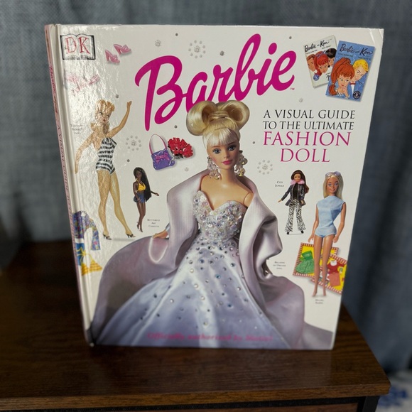 Barbie Visual Guide To The Ultimate Fashion Doll Hardcover Book Licensed Mattel - Picture 1 of 14